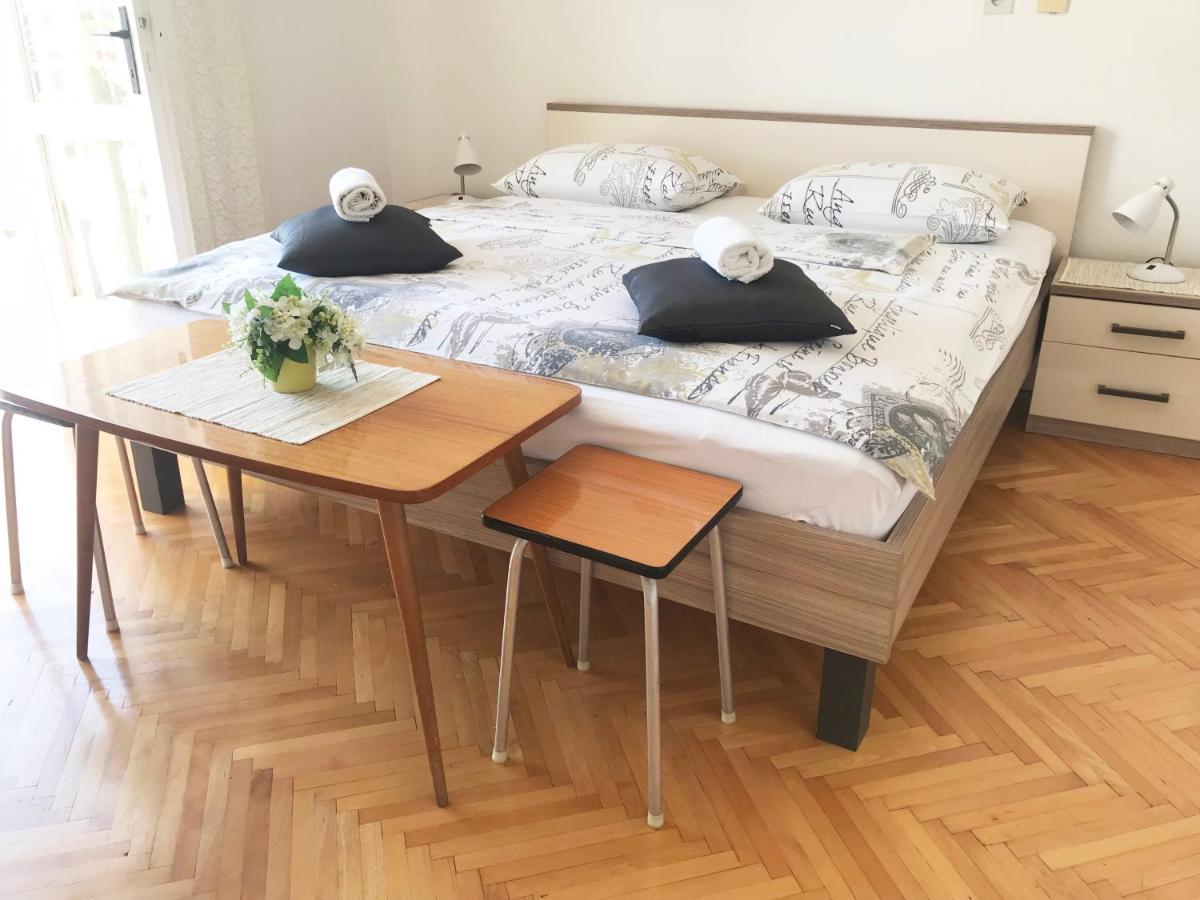 Apartment & Rooms Riva 보디체 외부 사진